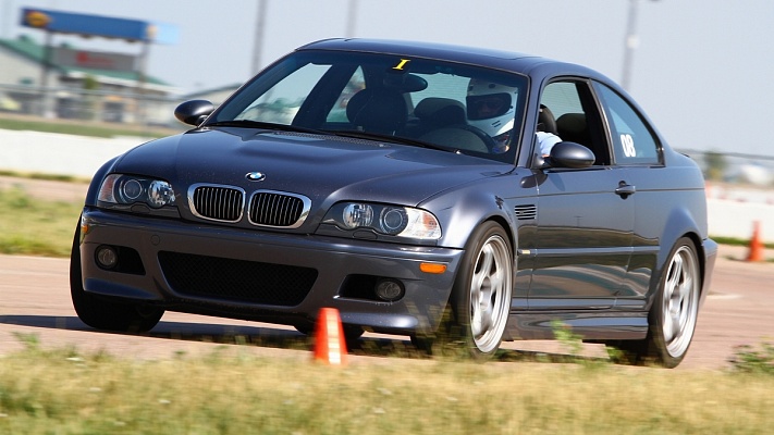 Контраварийное вождение в Волгограде. Ultra Подарки. Купить уроки контраварийного вождения в Волгограде. Научитесь водить машину в любых условиях! Сервис UltraPodarki.ru 8 800 505 95 30. Контраварийное вождение Волгоград, контраварийное вождение, экстремальное вождение Волгоград, экстремальное вождение, обучение вождению Волгоград, обучение вождению, вождение Волгоград, вождение,  курс вождения Волгоград, курс вождения, курсы экстремальное вождения Волгоград, курсы экстремального вождения, обучение в автошколе Волгоград, обучение в автошколе