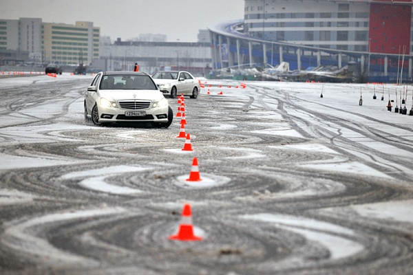 Контраварийное вождение в Волгограде. Ultra Подарки. Купить уроки контраварийного вождения в Волгограде. Научитесь водить машину в любых условиях! Сервис UltraPodarki.ru 8 800 505 95 30. Контраварийное вождение Волгоград, контраварийное вождение, экстремальное вождение Волгоград, экстремальное вождение, обучение вождению Волгоград, обучение вождению, вождение Волгоград, вождение,  курс вождения Волгоград, курс вождения, курсы экстремальное вождения Волгоград, курсы экстремального вождения, обучение в автошколе Волгоград, обучение в автошколе