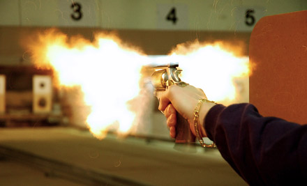 Стрельба из боевого оружия в тире в подарок. Ultra Подарки Томск. Подарочный сертификат на стрельбу из оружия боевом тире. Подарите своему мужчине или другу стрельбу из пистолета или карабина, дайте ему возможность выпустить пар и почувствовать достижение цели. UltraPodarki.ru 8-800-505-9530. Стрельба из боевого оружия Томск, боевой тир Томск, стрельба из огнестрельного оружия Томск, Стрельба из боевого оружия, Стрельба Томск