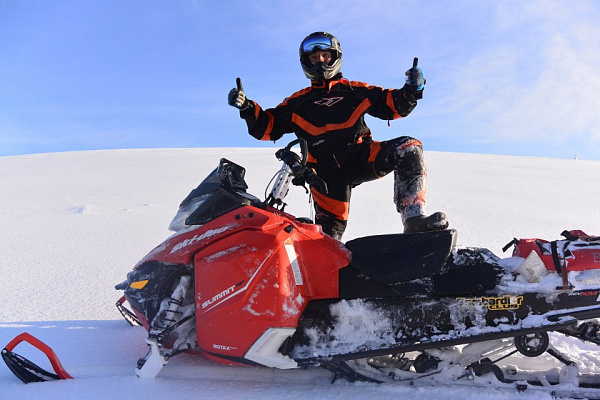 Катание на снегоходах в Волгограде в подарок. Сервис Ultra Подарки
. Подарочный сертификат на катание на снегоходах в Волгограде с друзьями. Закажите прокат снегоходов в подарок для мужчины по привлекательным ценам. Живописные маршруты для езды на снегоходах это отличная возможность активного отдыха. Сервис UltraPodarki.ru 8 800 505 95 30. катание на снегоходах, подарочный сертификат на катание на снегоходе, прокат снегоходов, прокат снегоходов Волгоград, катание на снегоходах Волгоград, езда на снегоходе