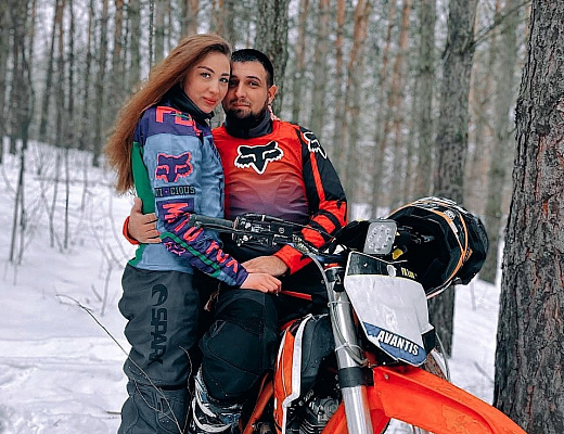 Катание на мотоцикле в Волгограде. ULTRA ПОДАРКИ. Купить катание на мотоцикле в Волгограде. Попробовав езду на мотоциклах, вы получите порцию адреналина и невероятные эмоции. Сервис: UltraPodarki.ru 8 800 505 95 30.. Катание на мотоцикле в Волгограде, прокат мотоциклов Волгоград, катание на мотоциклах, прокат мотоцикла, езда на мотоцикле Волгоград, езда на мотоцикле, мотопрогулка Волгоград, мотопрогулка, поездки на байке, личный мотоцикл, катание на мотоцикле, мотоциклетный шлем, увлечение поездками на мотоцикле, пристрастие к мотоциклам, сертификат на поездку на мотоцикле, прокатиться на мотоцикле, мото-транспорт, мото-треки, мото-поездки, езда на мотоцикле в Волгограде, катание на мотоцикле в Волгограде, мотоклуб в Волгограде
