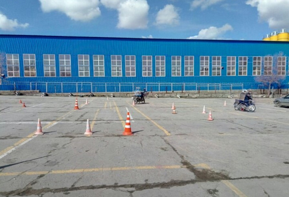 Катание на мотоцикле в Волгограде. ULTRA ПОДАРКИ. Купить катание на мотоцикле в Волгограде. Попробовав езду на мотоциклах, вы получите порцию адреналина и невероятные эмоции. Сервис: UltraPodarki.ru 8 800 505 95 30.. Катание на мотоцикле в Волгограде, прокат мотоциклов Волгоград, катание на мотоциклах, прокат мотоцикла, езда на мотоцикле Волгоград, езда на мотоцикле, мотопрогулка Волгоград, мотопрогулка, поездки на байке, личный мотоцикл, катание на мотоцикле, мотоциклетный шлем, увлечение поездками на мотоцикле, пристрастие к мотоциклам, сертификат на поездку на мотоцикле, прокатиться на мотоцикле, мото-транспорт, мото-треки, мото-поездки, езда на мотоцикле в Волгограде, катание на мотоцикле в Волгограде, мотоклуб в Волгограде
