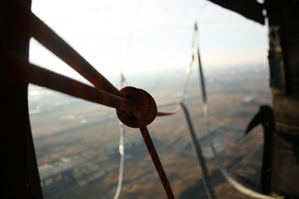 Роупджампинг - прыжки с верёвкой в Волгограде. Подарочные сертификаты Ultra Подарки. Роупджампинг в Волгограде - Экстремальный оригинальный подарок или подарочный сертификат на Роупджампинг - прыжки с верёвкой. Сервис UltraPodarki.ru 8-800-505-95-30. роупджампинг Волгоград, прыжок веревка Волгоград, роупджампинг, прыжок веревка, прыжок с веревкой, Подарок, подарочный сертификат, экстрим, экстремальный подарок