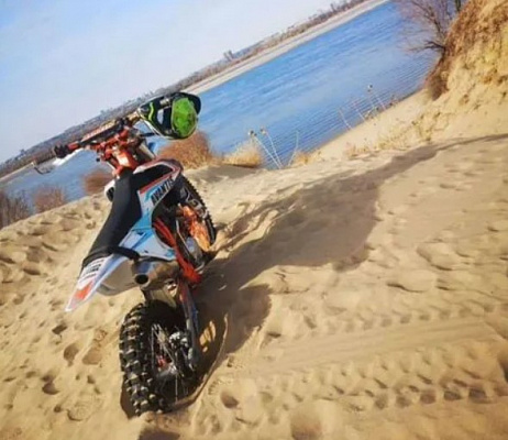 Катание на мотоцикле в Волгограде. ULTRA ПОДАРКИ. Купить катание на мотоцикле в Волгограде. Попробовав езду на мотоциклах, вы получите порцию адреналина и невероятные эмоции. Сервис: UltraPodarki.ru 8 800 505 95 30.. Катание на мотоцикле в Волгограде, прокат мотоциклов Волгоград, катание на мотоциклах, прокат мотоцикла, езда на мотоцикле Волгоград, езда на мотоцикле, мотопрогулка Волгоград, мотопрогулка, поездки на байке, личный мотоцикл, катание на мотоцикле, мотоциклетный шлем, увлечение поездками на мотоцикле, пристрастие к мотоциклам, сертификат на поездку на мотоцикле, прокатиться на мотоцикле, мото-транспорт, мото-треки, мото-поездки, езда на мотоцикле в Волгограде, катание на мотоцикле в Волгограде, мотоклуб в Волгограде
