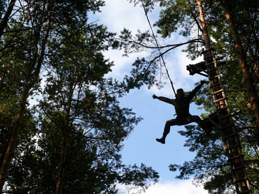Роупджампинг - прыжки с верёвкой в Волгограде. Подарочные сертификаты Ultra Подарки. Роупджампинг в Волгограде - Экстремальный оригинальный подарок или подарочный сертификат на Роупджампинг - прыжки с верёвкой. Сервис UltraPodarki.ru 8-800-505-95-30. роупджампинг Волгоград, прыжок веревка Волгоград, роупджампинг, прыжок веревка, прыжок с веревкой, Подарок, подарочный сертификат, экстрим, экстремальный подарок