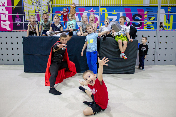  Батутный центр в Волгограде. Сервис Ultra Подарки. Купить подарочный сертификат в батутный центр, попробуйте прыжки на батуте в Волгограде. Сервис UltraPodarki.ru 8 (800) 555 95-30.. Батутный центр, батутный центр, батутный центр цены, батутный центр в Волгограде,  батутный парк, батут прыгать, прыжки +на батуте, батут Волгоград, батут спорт