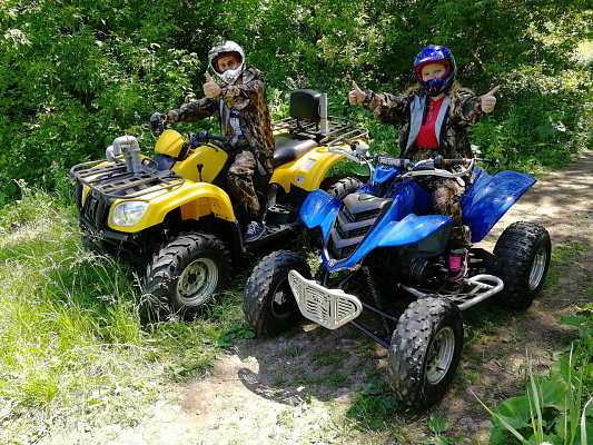 Прокат квадроциклов летом в Волгограде. Сервис Ultra Подарки. Подарочный сертификат на прокат квадроциклов летом и зимой в Волгограде. Закажите катание на квадроциклах недорого и наслаждайтесь активным отдыхом с друзьями. Выбирайте живописные маршруты для езды на квадроциклах. Сервис UltraPodarki.ru 8800-505-9530. Катание на квадроциклах, Прокат квадроциклов, езда на квадроцикле, прокат квадроциклов Волгоград, катание на квадроциклах Волгоград, Катание на квадроциклах зимой, Катание на квадроциклах летом, Сертификат на катание на квадроциклах 

