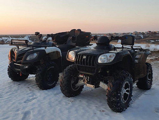 Катание на квадроциклах в Волгограде. Сервис Ultra Подарки. Подарочный сертификат на катание на квадроциклах в Волгограде. Закажите катание на квадроциклах недорого и наслаждайтесь активным отдыхом с друзьями. Выбирайте живописные маршруты для езды на квадроциклах. Сервис UltraPodarki.ru 8800-505-9530. Катание на квадроциклах, Прокат квадроциклов, езда на квадроцикле, прокат квадроциклов Волгоград, катание на квадроциклах Волгоград, Катание на квадроциклах зимой, Катание на квадроциклах летом, Сертификат на катание на квадроциклах 

