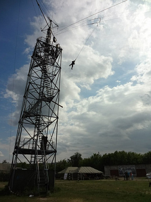 Роупджампинг - прыжки с верёвкой в Волгограде. Подарочные сертификаты Ultra Подарки. Роупджампинг в Волгограде - Экстремальный оригинальный подарок или подарочный сертификат на Роупджампинг - прыжки с верёвкой. Сервис UltraPodarki.ru 8-800-505-95-30. роупджампинг Волгоград, прыжок веревка Волгоград, роупджампинг, прыжок веревка, прыжок с веревкой, Подарок, подарочный сертификат, экстрим, экстремальный подарок