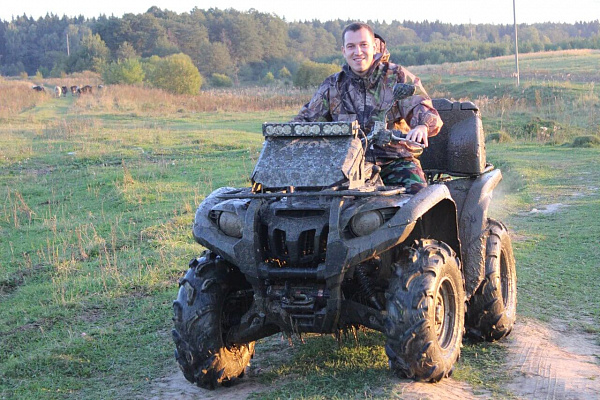 Прокат квадроциклов летом в Волгограде. Сервис Ultra Подарки. Подарочный сертификат на прокат квадроциклов летом и зимой в Волгограде. Закажите катание на квадроциклах недорого и наслаждайтесь активным отдыхом с друзьями. Выбирайте живописные маршруты для езды на квадроциклах. Сервис UltraPodarki.ru 8800-505-9530. Катание на квадроциклах, Прокат квадроциклов, езда на квадроцикле, прокат квадроциклов Волгоград, катание на квадроциклах Волгоград, Катание на квадроциклах зимой, Катание на квадроциклах летом, Сертификат на катание на квадроциклах 

