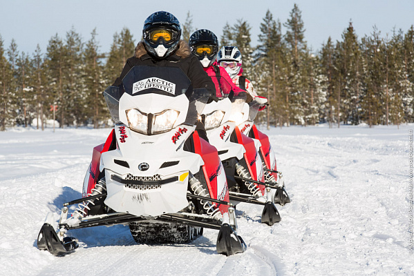 Катание на снегоходах в Волгограде в подарок. Сервис Ultra Подарки
. Подарочный сертификат на катание на снегоходах в Волгограде с друзьями. Закажите прокат снегоходов в подарок для мужчины по привлекательным ценам. Живописные маршруты для езды на снегоходах это отличная возможность активного отдыха. Сервис UltraPodarki.ru 8 800 505 95 30. катание на снегоходах, подарочный сертификат на катание на снегоходе, прокат снегоходов, прокат снегоходов Волгоград, катание на снегоходах Волгоград, езда на снегоходе