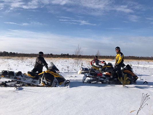 Катание на снегоходах в Волгограде в подарок. Сервис Ultra Подарки
. Подарочный сертификат на катание на снегоходах в Волгограде с друзьями. Закажите прокат снегоходов в подарок для мужчины по привлекательным ценам. Живописные маршруты для езды на снегоходах это отличная возможность активного отдыха. Сервис UltraPodarki.ru 8 800 505 95 30. катание на снегоходах, подарочный сертификат на катание на снегоходе, прокат снегоходов, прокат снегоходов Волгоград, катание на снегоходах Волгоград, езда на снегоходе